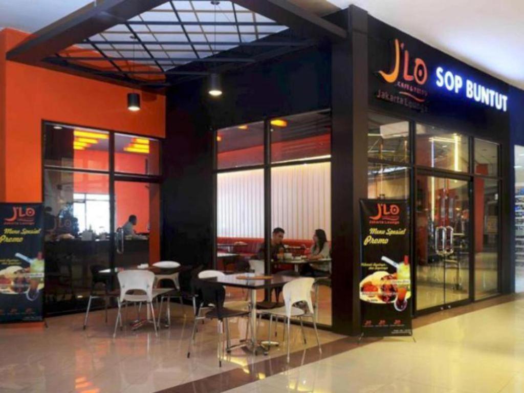 Grand Cempaka Business Hotel Jakarta Exterior photo