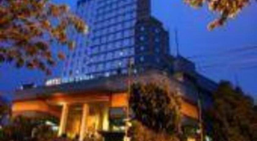 Grand Cempaka Business Hotel Jakarta Exterior photo